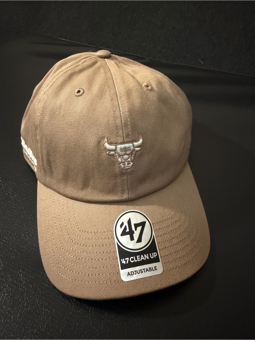 47 Clean Up Chicago Bulls Tan Baseball Cap